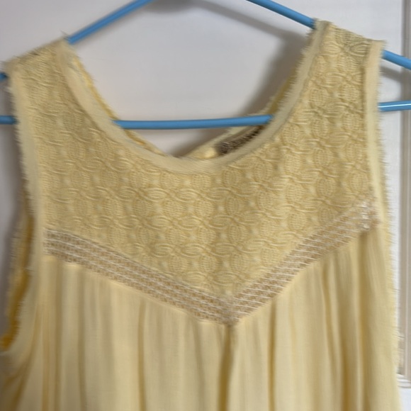 Pale yellow Democracy tank top size L - Picture 2 of 7